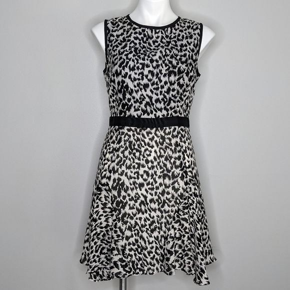 Milly black white fit & flair dress 8 - Picture 1 of 10